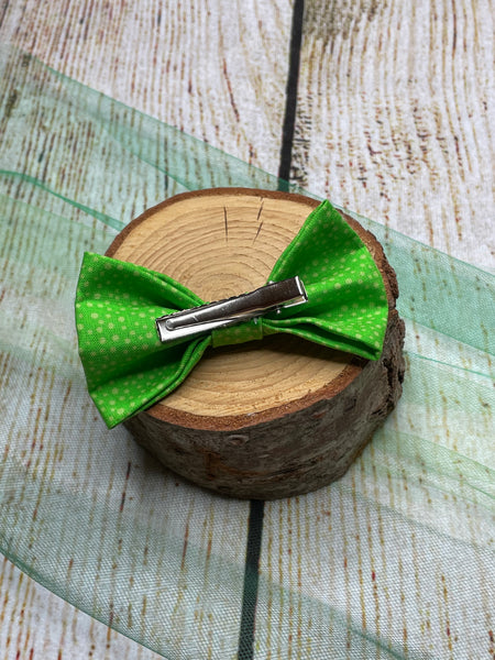 Green Fabric Bow Clip