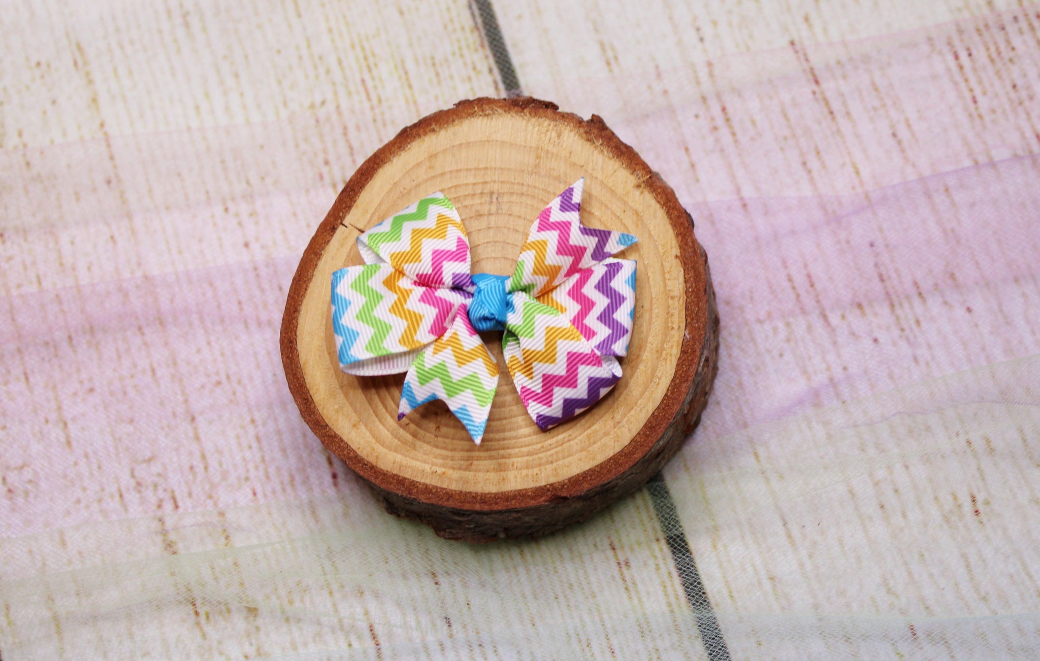 Pinwheel Colourful Chevron Medium Clip