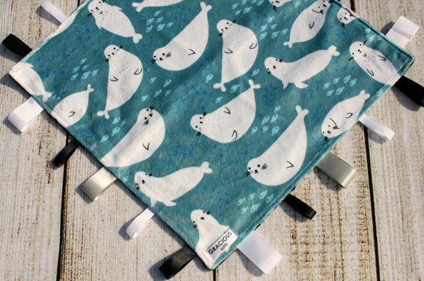 Seal Taggy Blanket