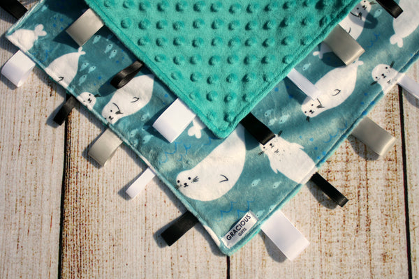 Seal Taggy Blanket