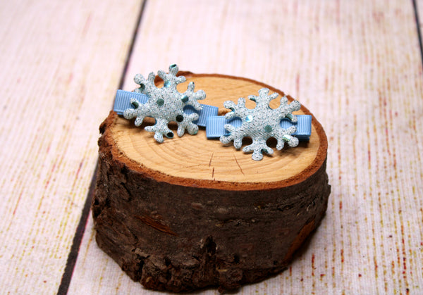 Snowflake with Blue Ribbon Clips