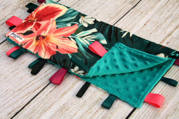 Tropical Floral Taggy Blanket